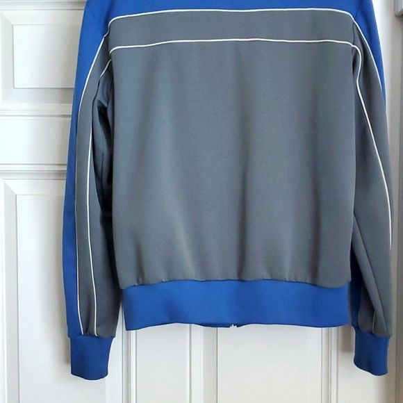 Nike Vintage Jacket in EUC - Picture 4 of 4